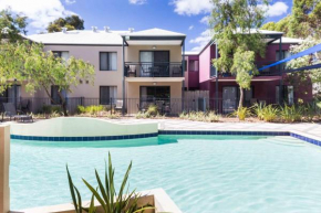 Leeuwin Apartments - Unit 32 - 3 bedroom, Margaret River